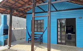 Casa Azul aconchegante, próx. a praia, Wi-Fi 300mb